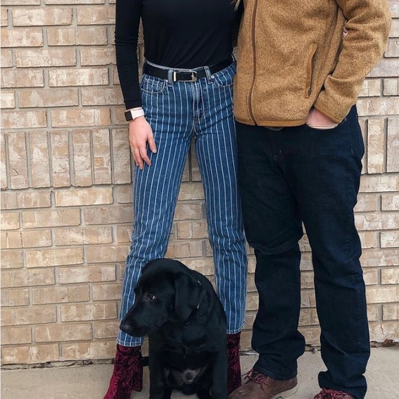 AMERICAN EAGLE STRIPED JEANS SIZE 2 - Picture 2 of 5